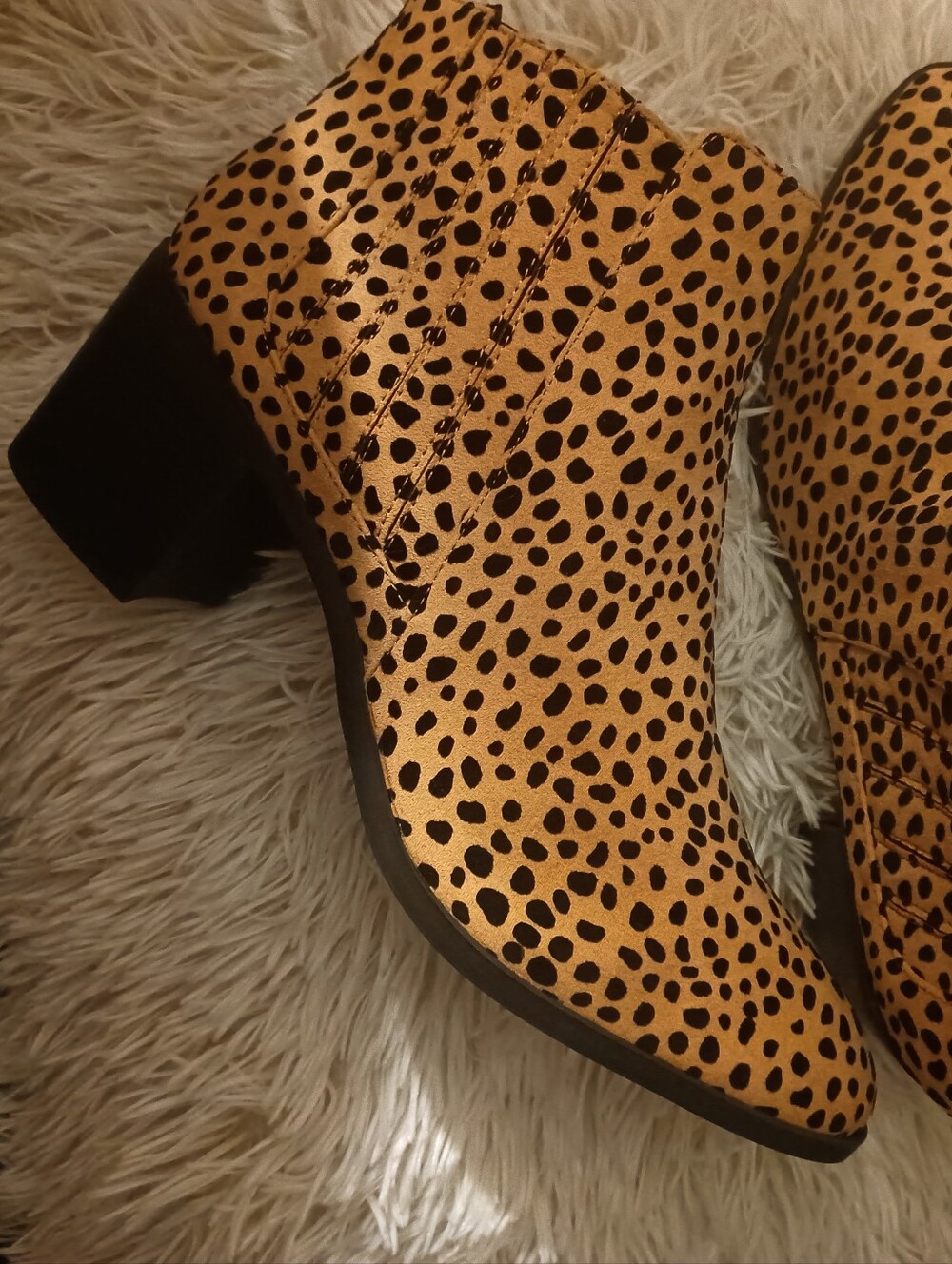 Qupid Leopard Print Ankle Boots - Black & Tan